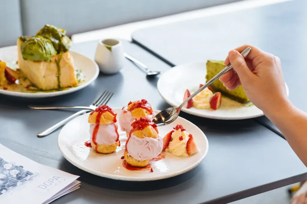 Dopa Donburi and Dessert image 4